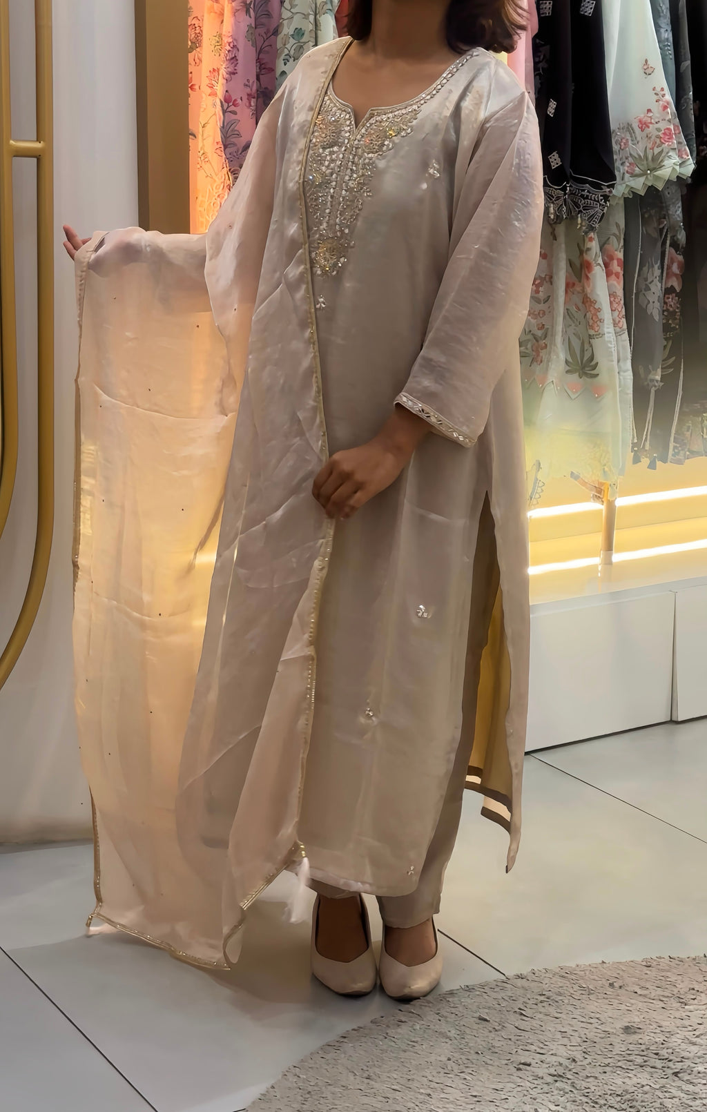 Beautiful Semi-Partywear Stitched Suit