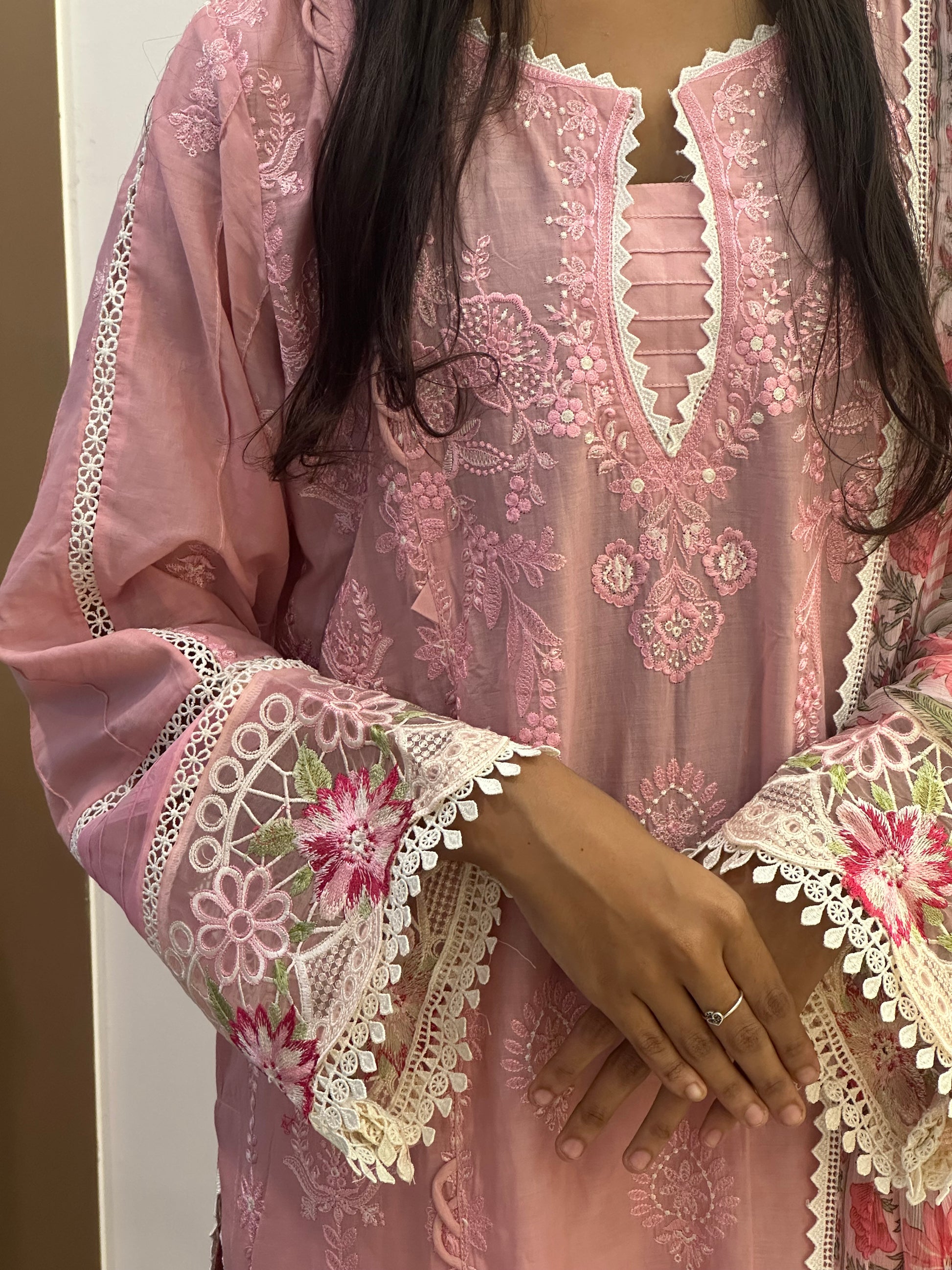 SAIRA RIZWAN | Luxury Lawn