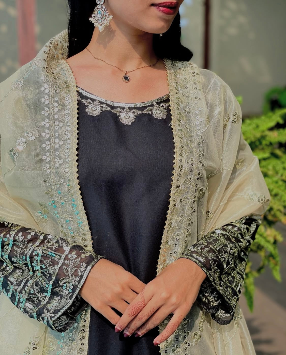 PARTYWEAR STITCHED SUIT