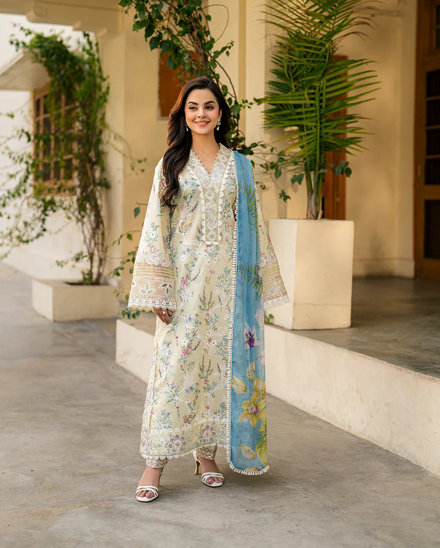 ROHEENAZ AASHIYANA STITCHED SUIT