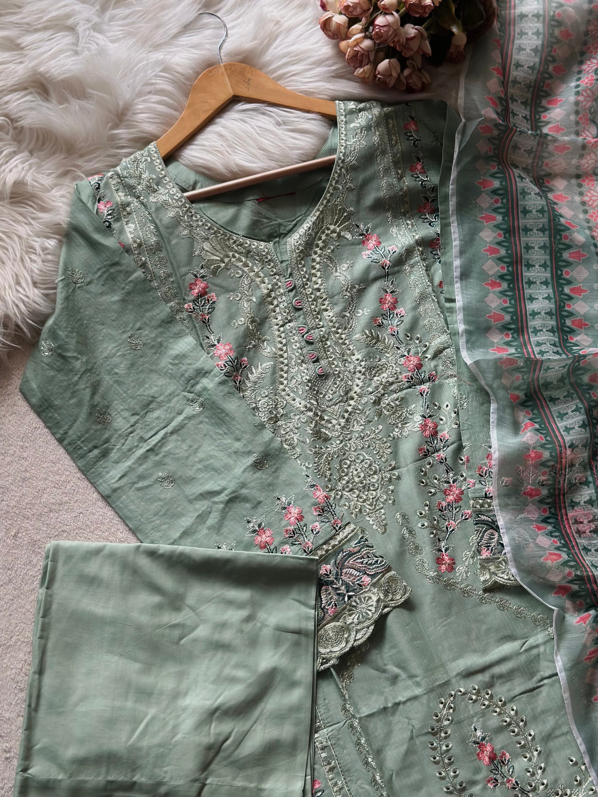 STITCHED PAKISTANI 3-PC SUIT