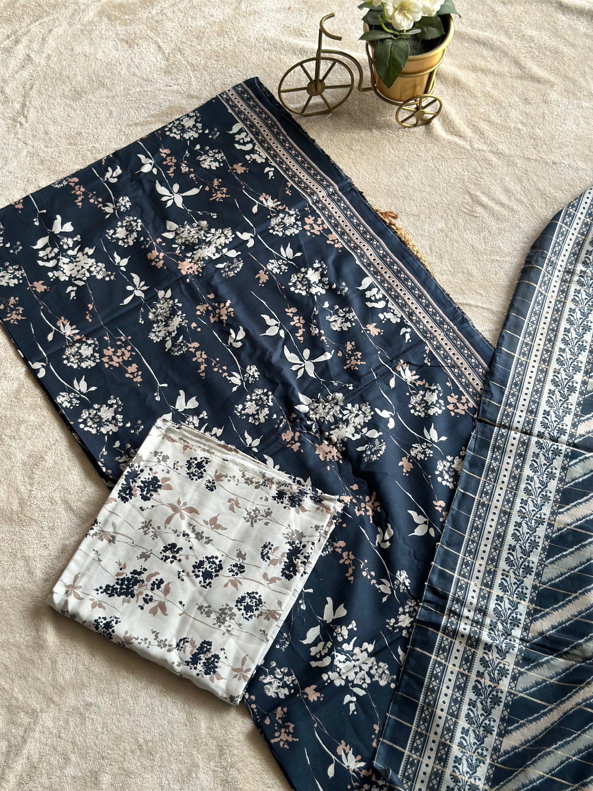 Binsaeed Printed Lawn Unstitched