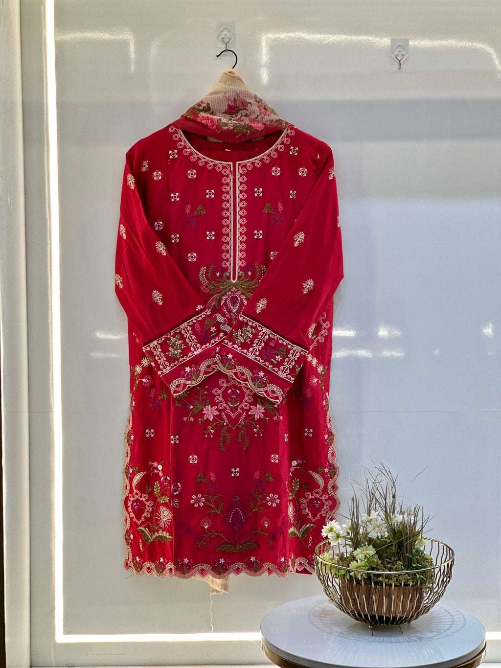 Binsaeed 3PC Embroidered Lawn Suit