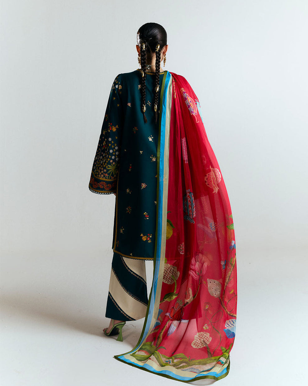 Anara | Jugnu Lahore STITCHED’25