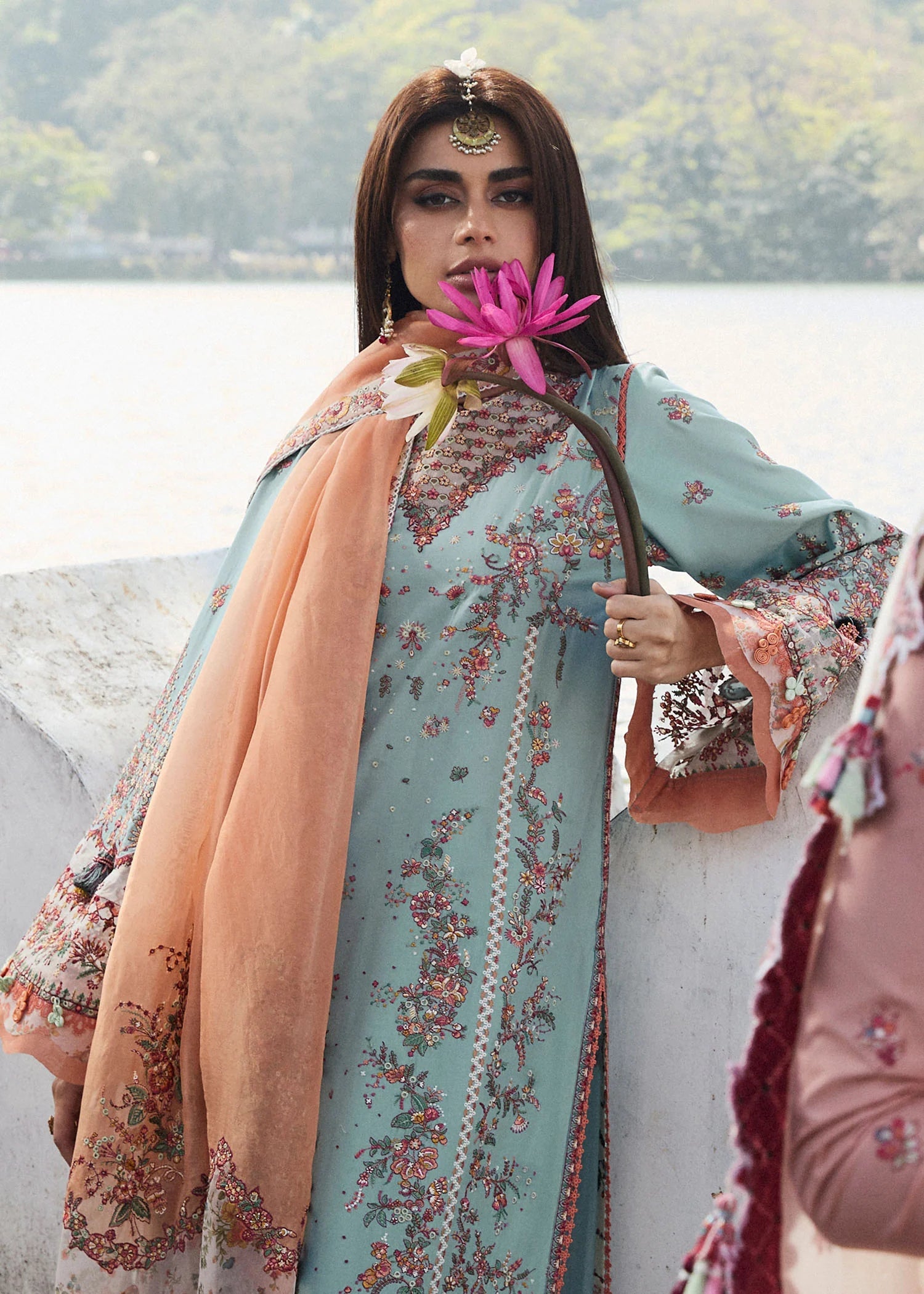 HUSSAIN REHAR LUXURY LAWN’25