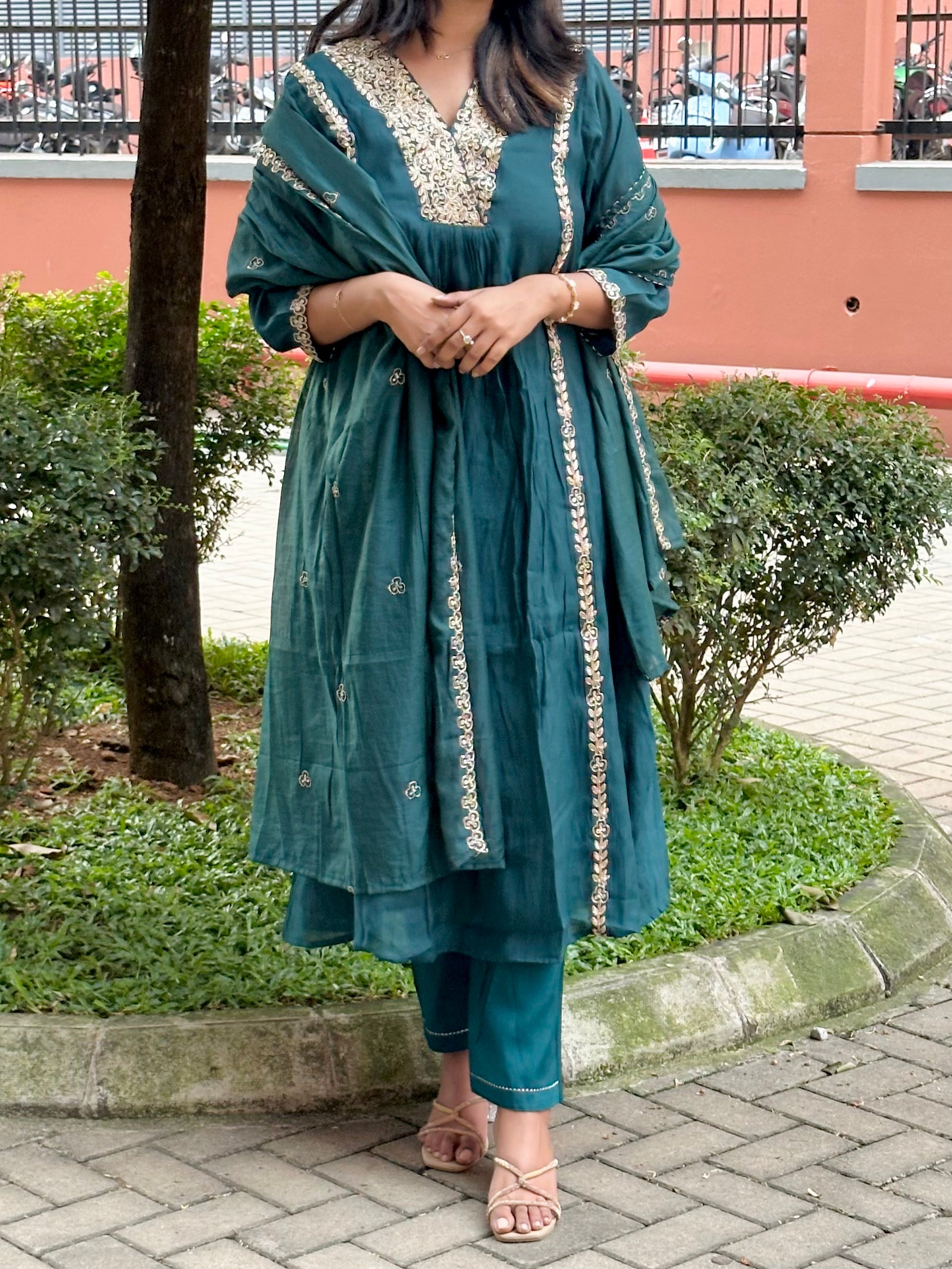 3 piece stitched suit