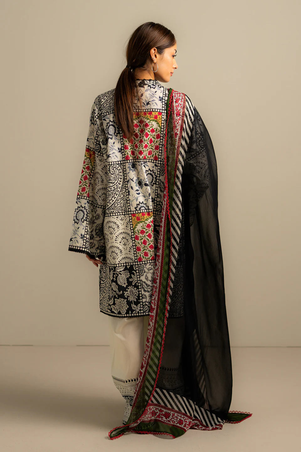 ZARA SHAHJAHAN | COCO Prints 2025 | Unstitched