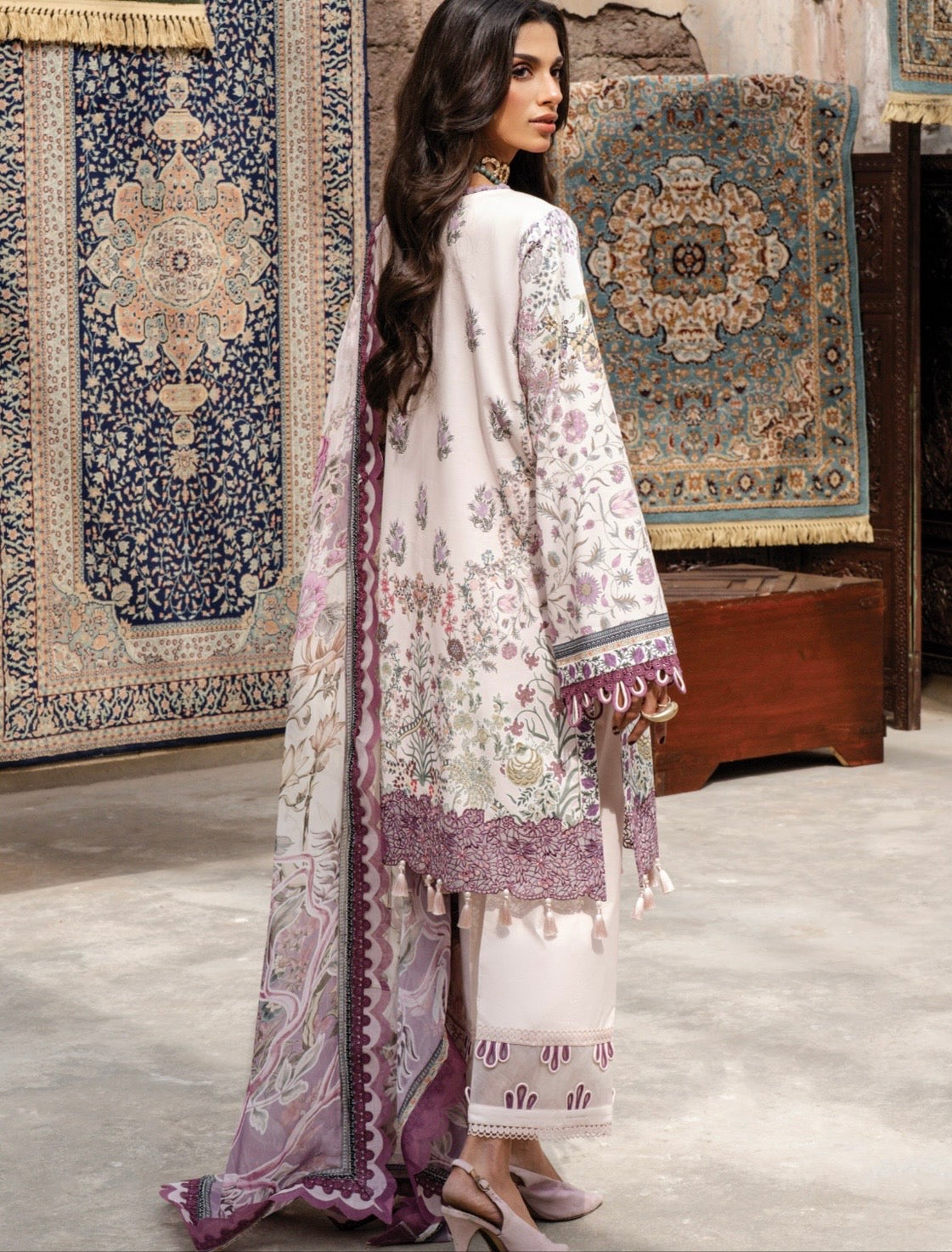 JADE BLISS UNSTITCHED