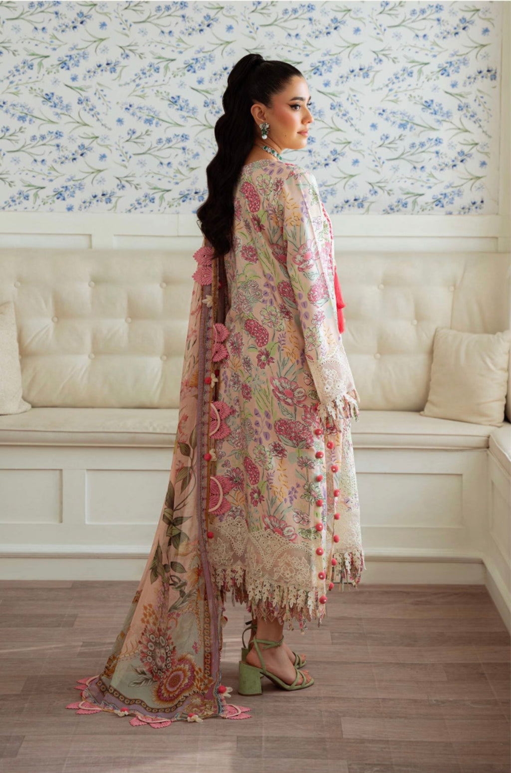 JADE FLORA UNSTITCHED