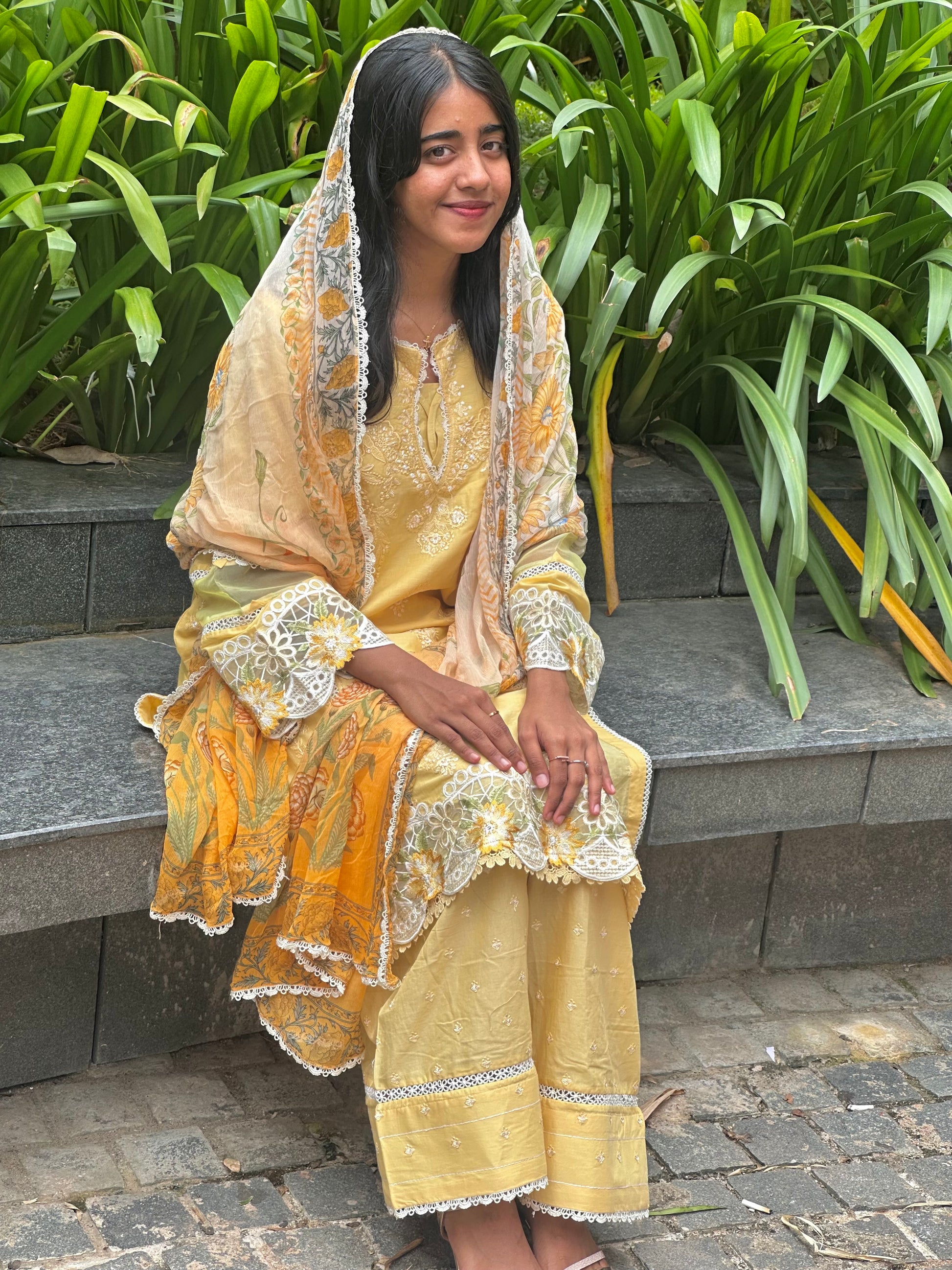 SAIRA RIZWAN | Luxury Lawn