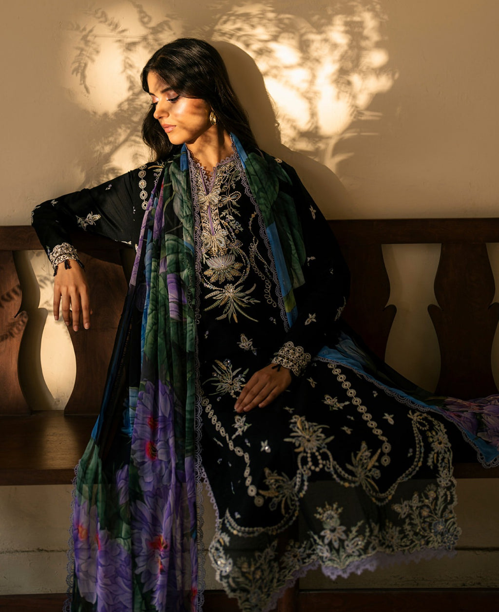 ROHEENAZ AASHIYANA STITCHED SUIT