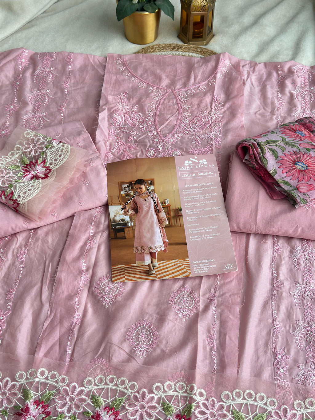SAIRA RIZWAN | Luxury Lawn