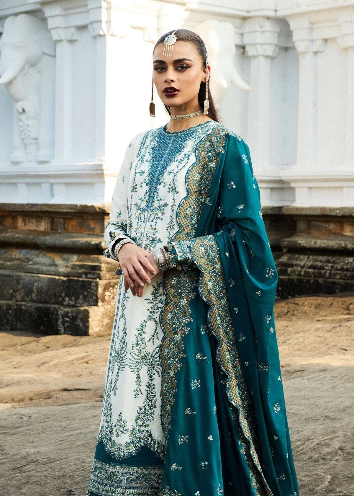 HUSSAIN REHAR LUXURY LAWN’25