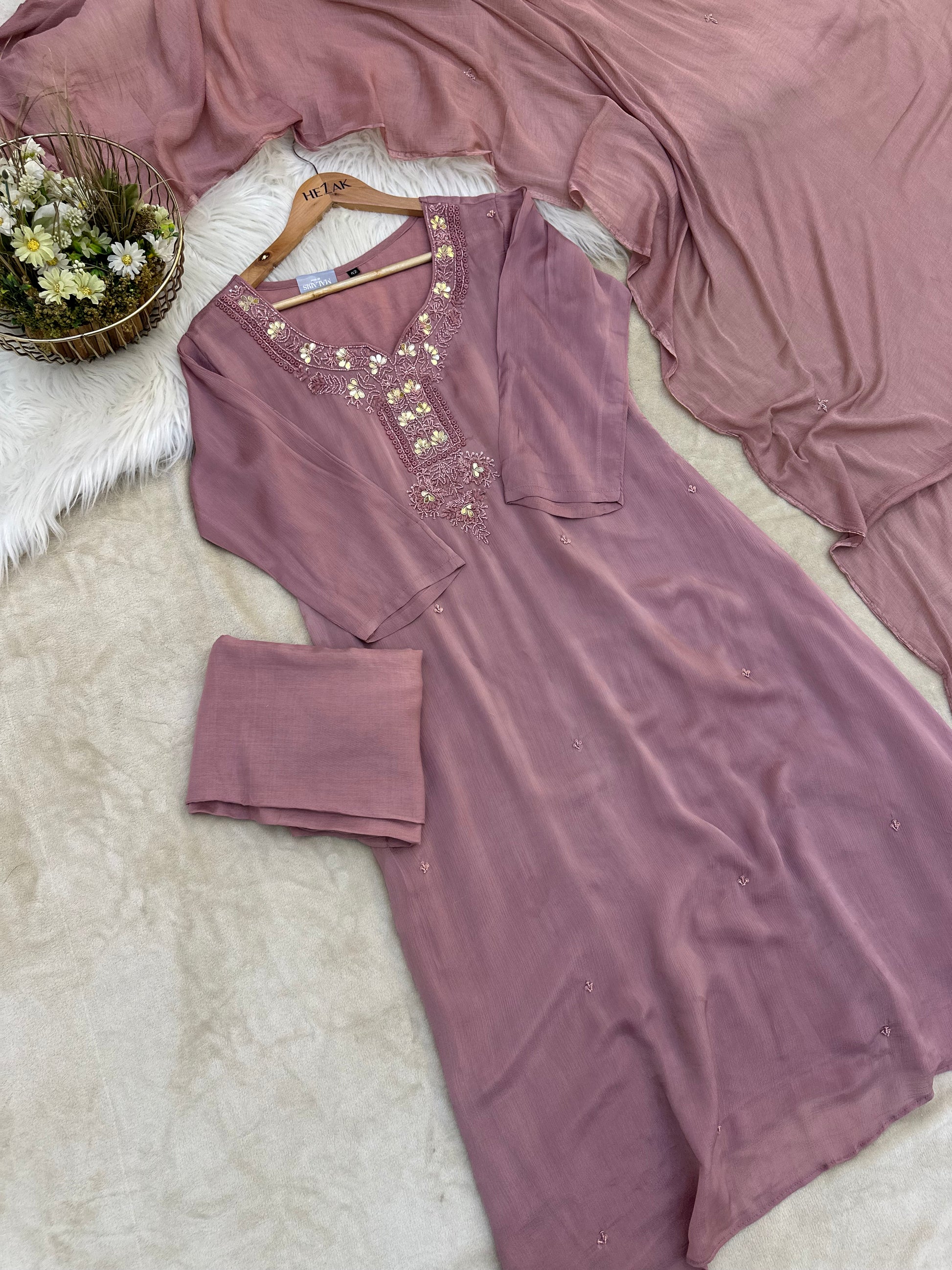 Chiffon Stitched Suit