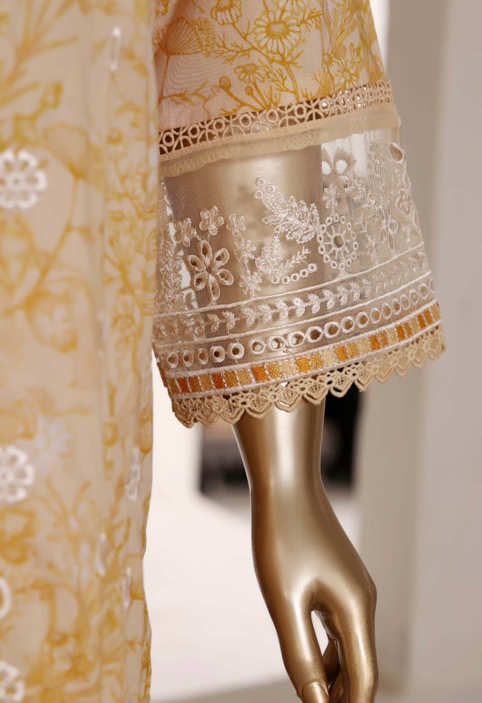 Sadabahar Embroidered Lawn