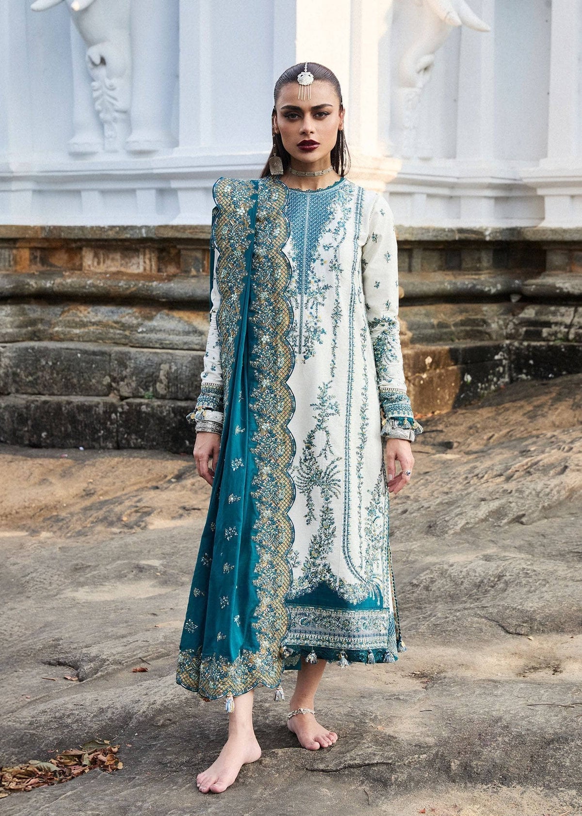 HUSSAIN REHAR LUXURY LAWN’25