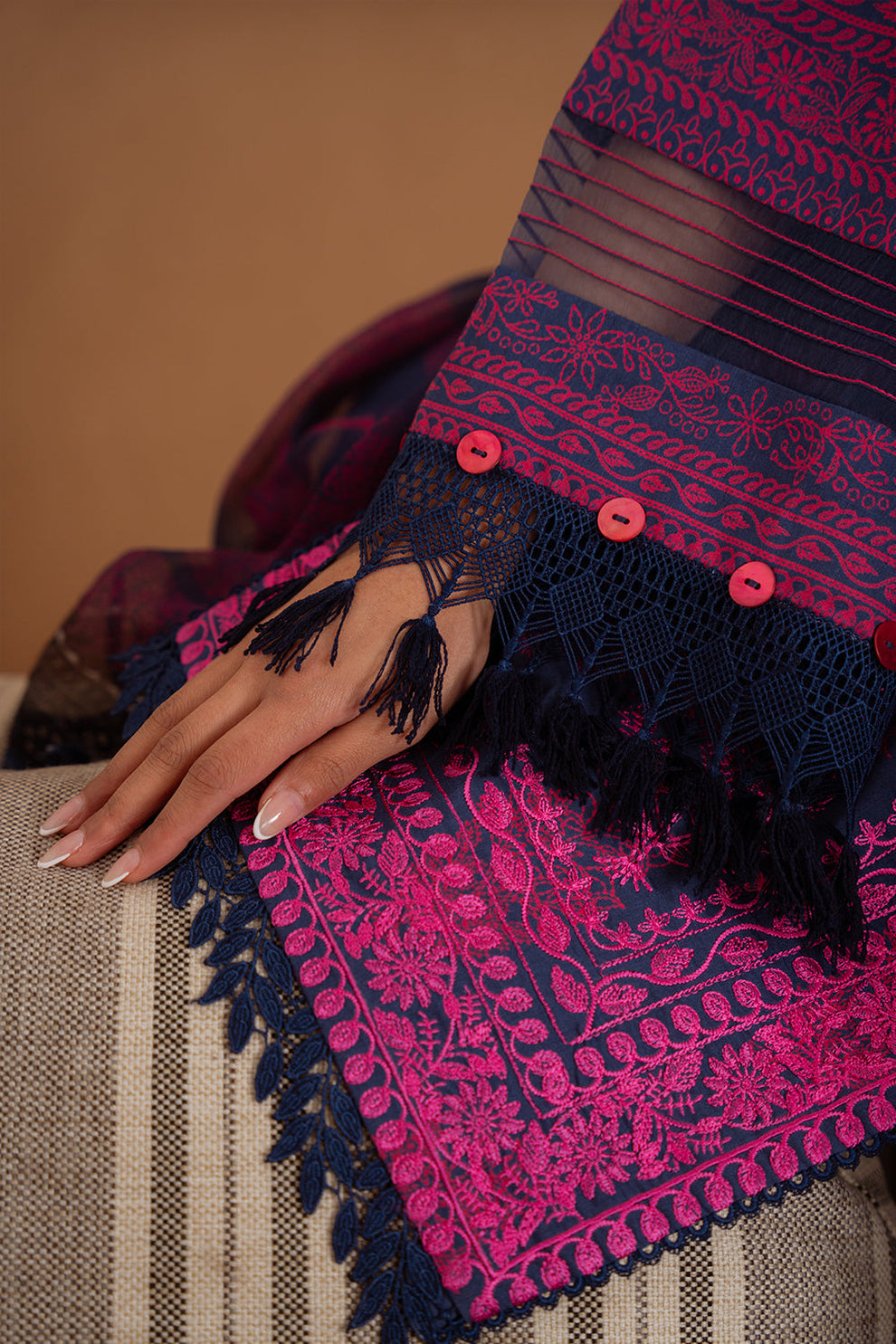 SAIRA RIZWAN | Luxury Lawn