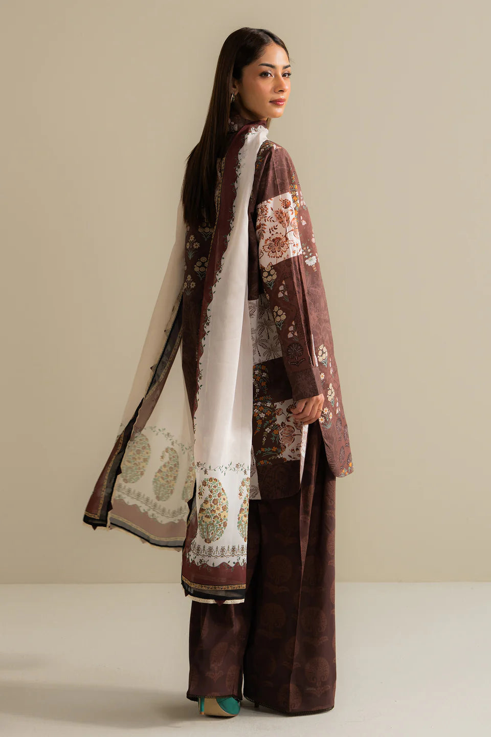 ZARA SHAHJAHAN | COCO Prints 2025 | Unstitched