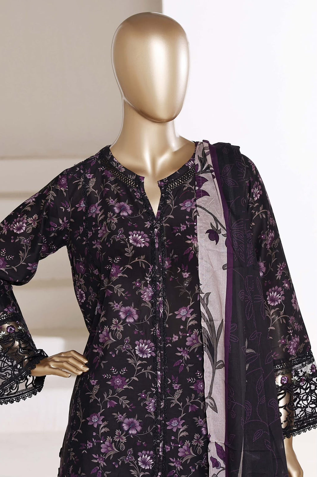 Sada Bahar Embroidery Lawn Stitched Suit