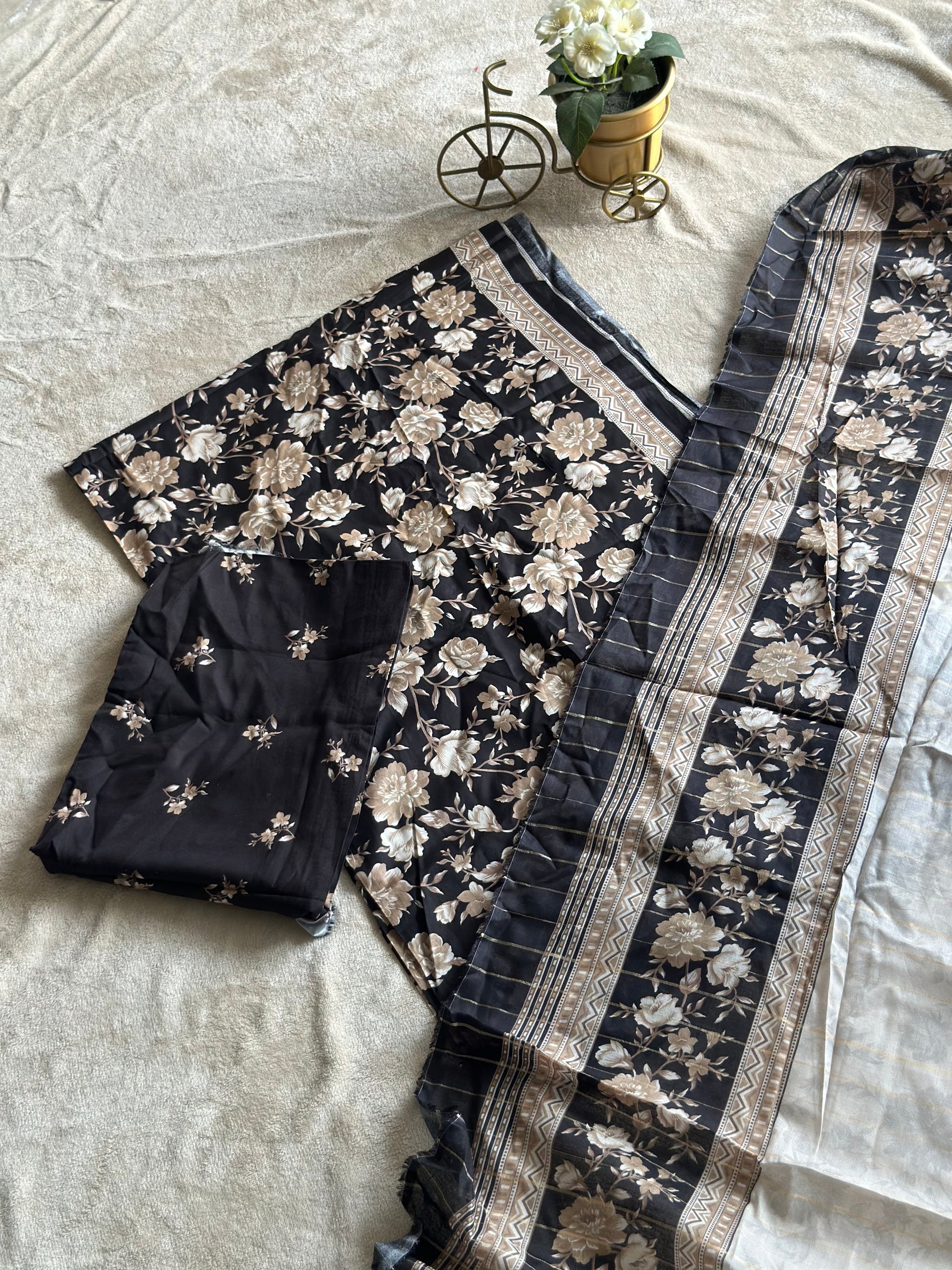 Binsaeed Printed Lawn Unstitched