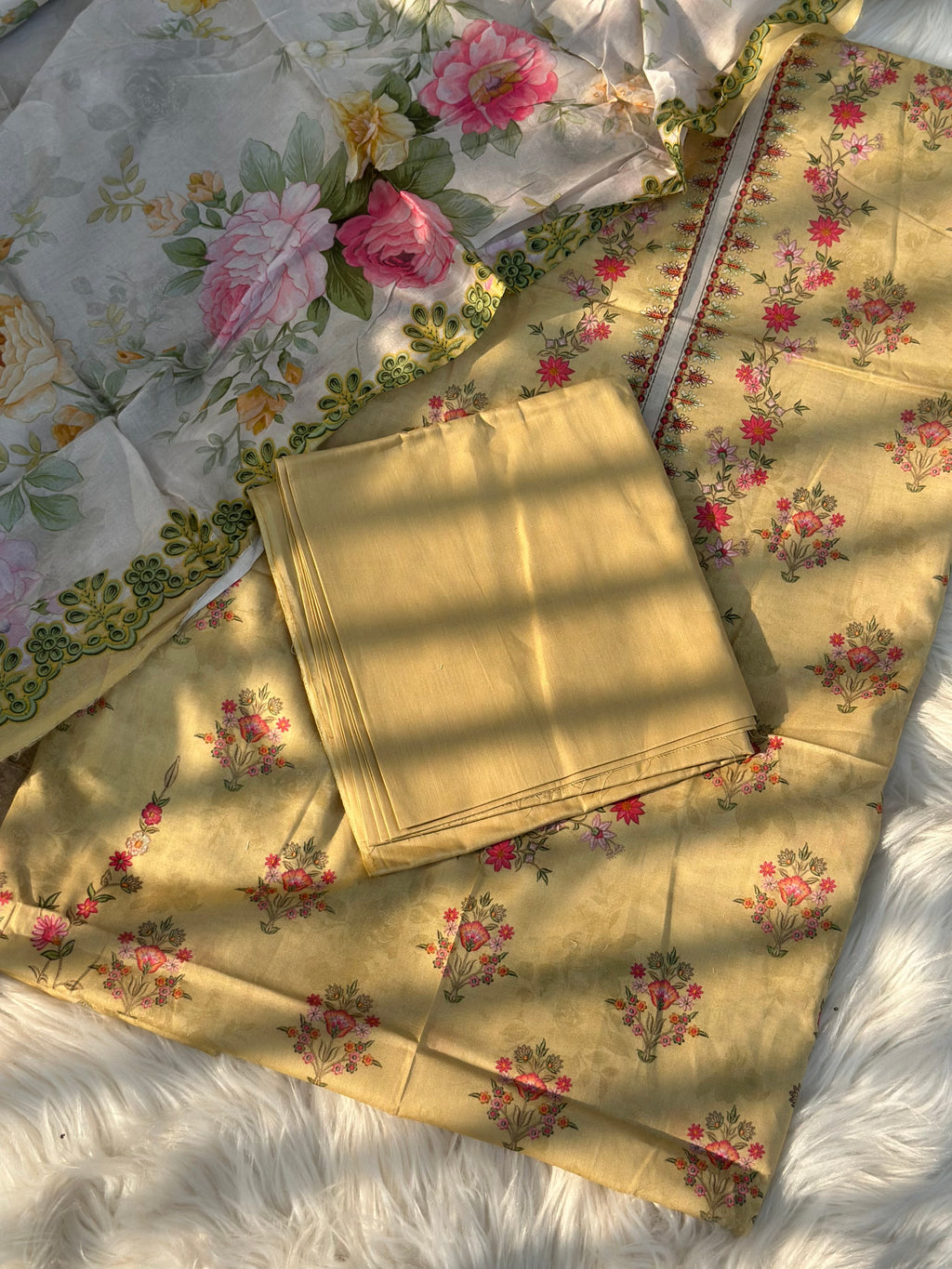 Mausummery Digital Lawn-unstitched