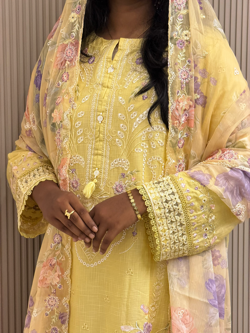 Sadabahar Luxury Stitched Suit