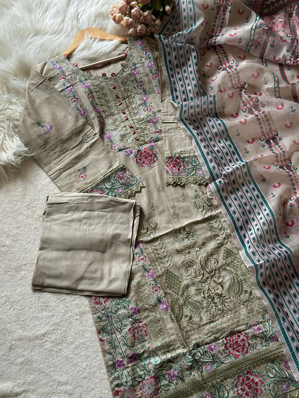 STITCHED PAKISTANI 3-PC SUIT