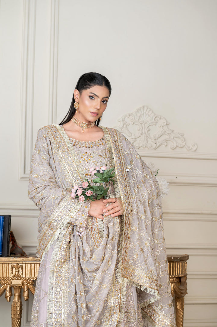 STITCHED HEAVY Partywear Suit