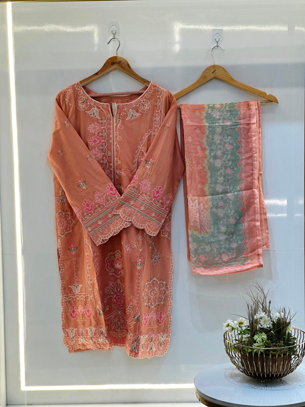 Binsaeed 3 PC Embroidered Lawn Suit