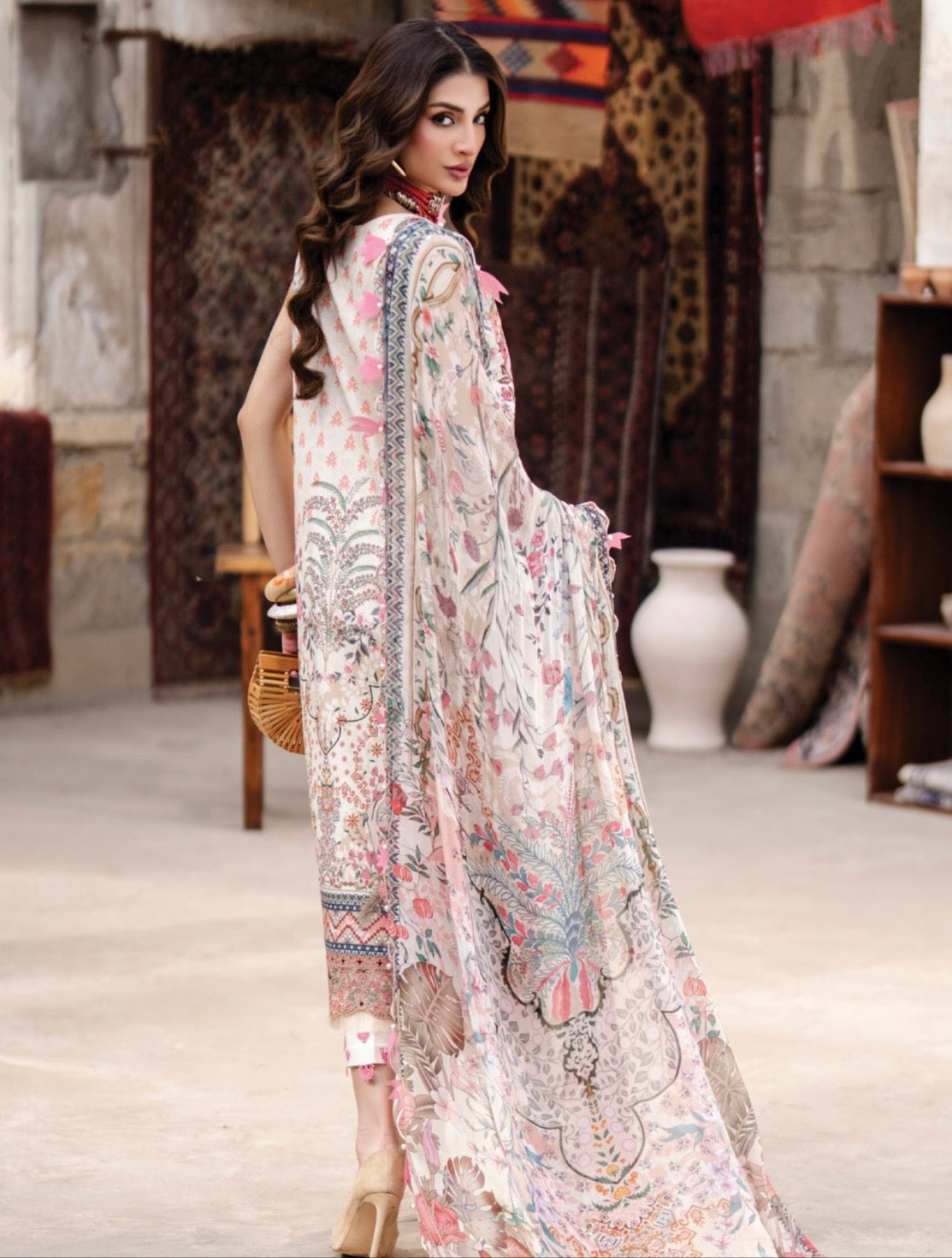 JADE BLISS UNSTITCHED