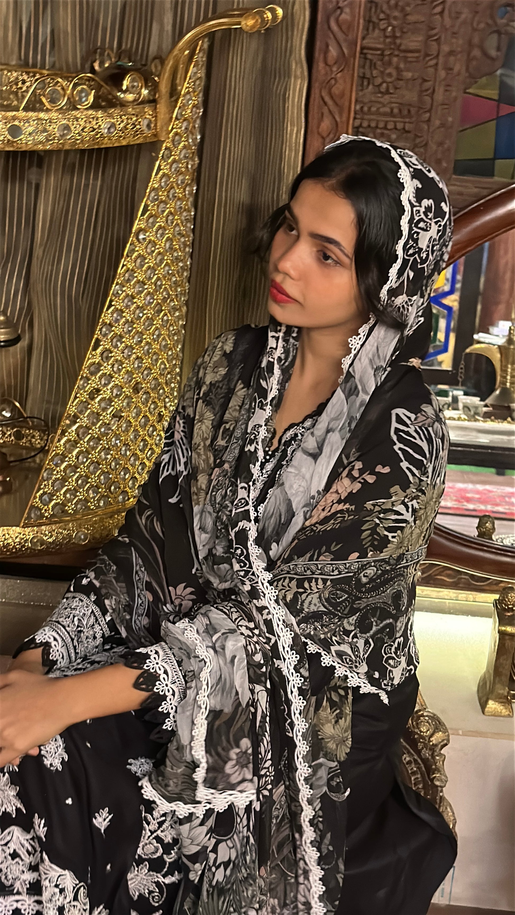 JADE LE PREMIER STITCHED SUIT