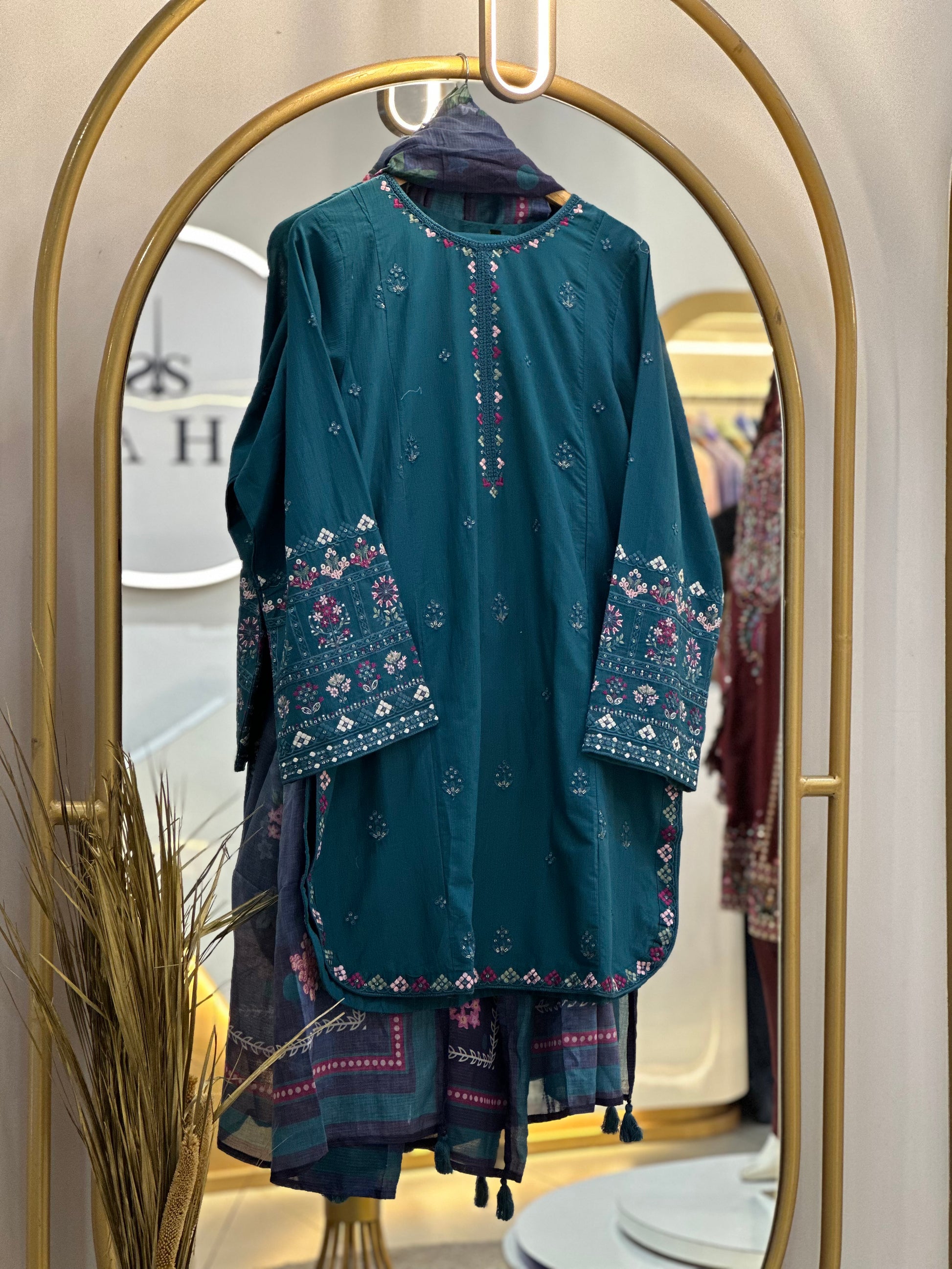 SadaBahar Stitched 3 Pc Embroidered Lawn