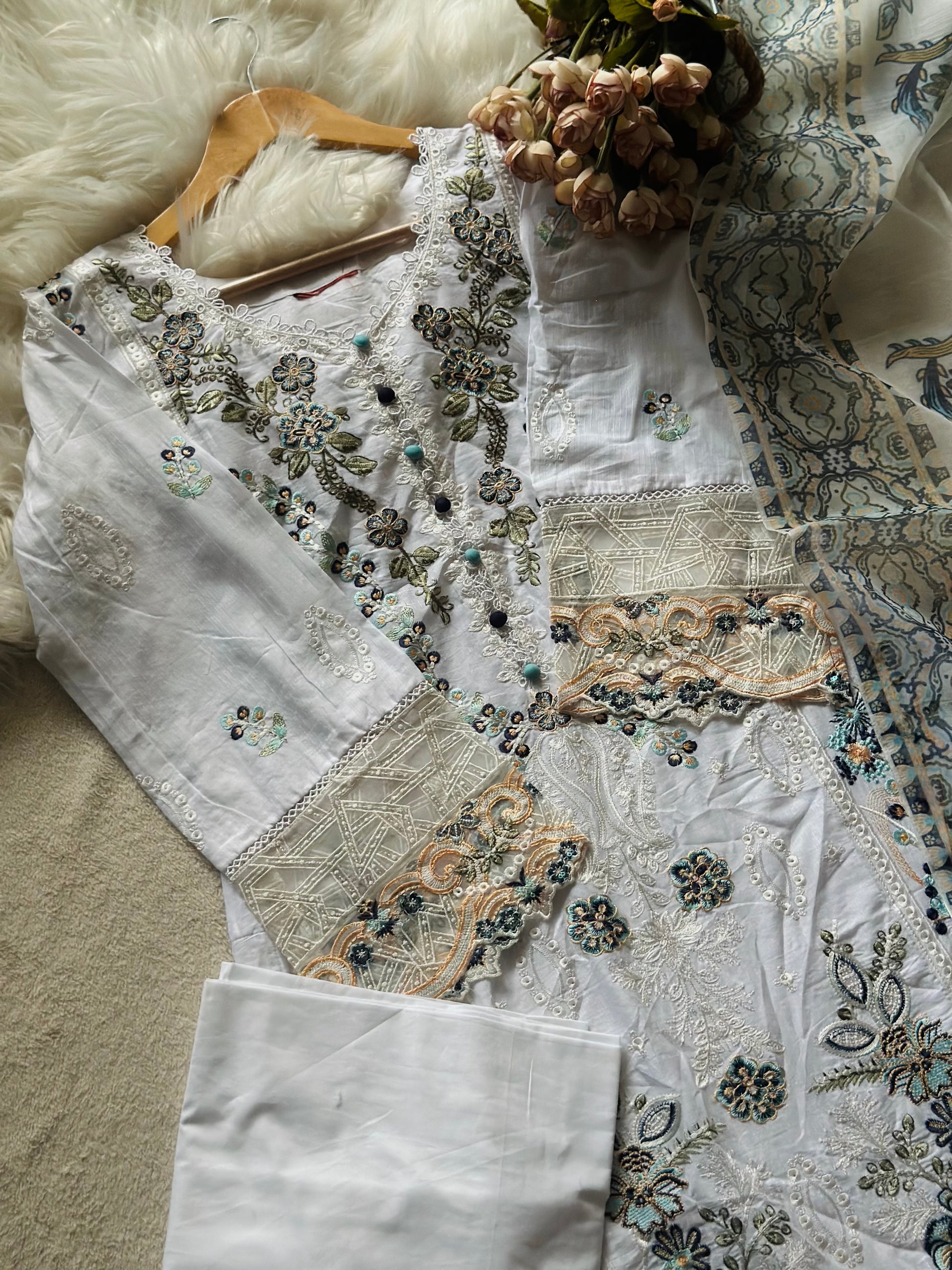 STITCHED PAKISTANI 3-PC SUIT