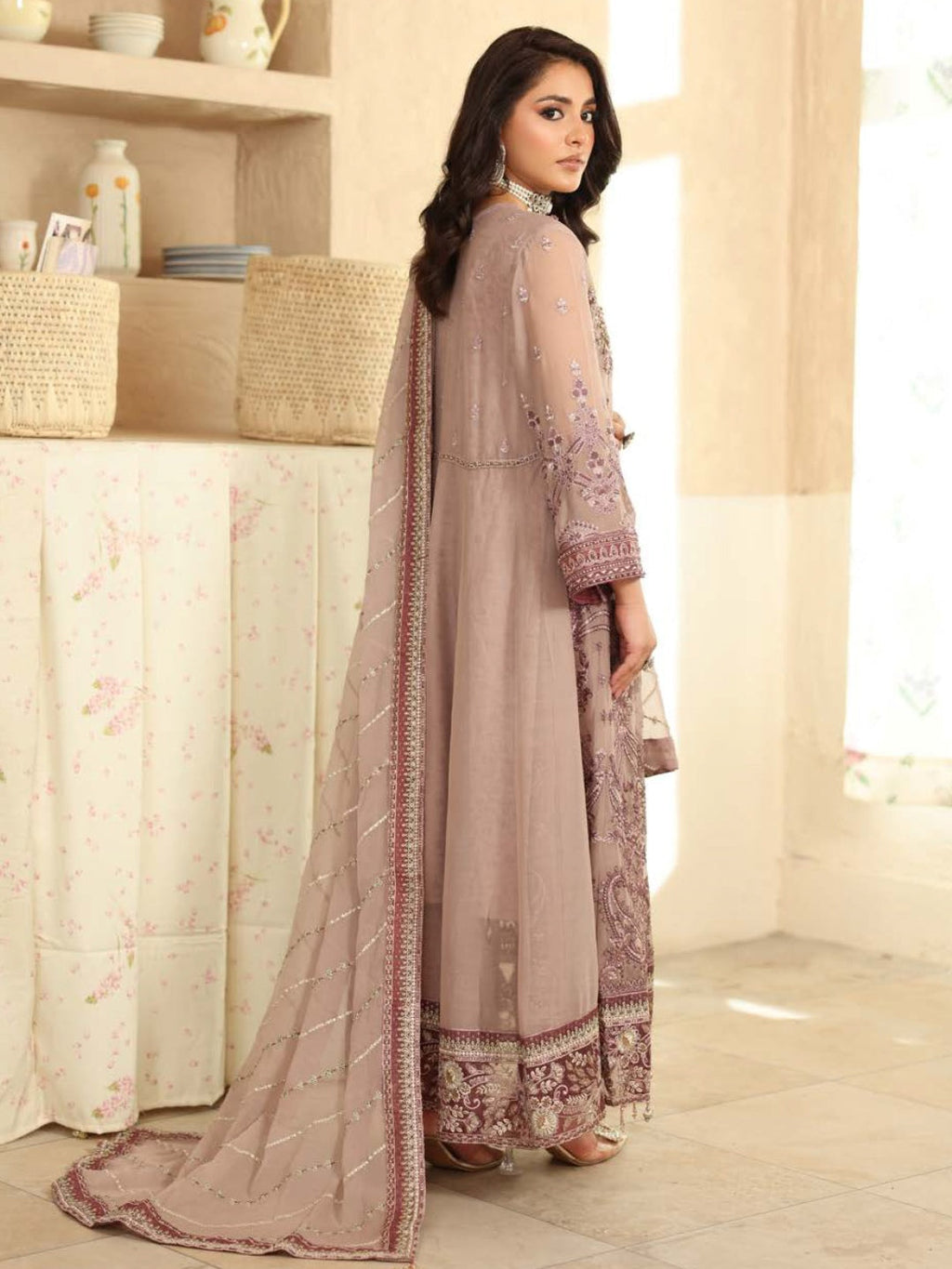 Luxury Chiffon Semistitched Suit