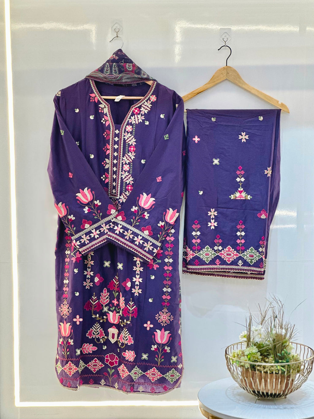 Binsaeed 3 PC Embroidered Lawn Shirt