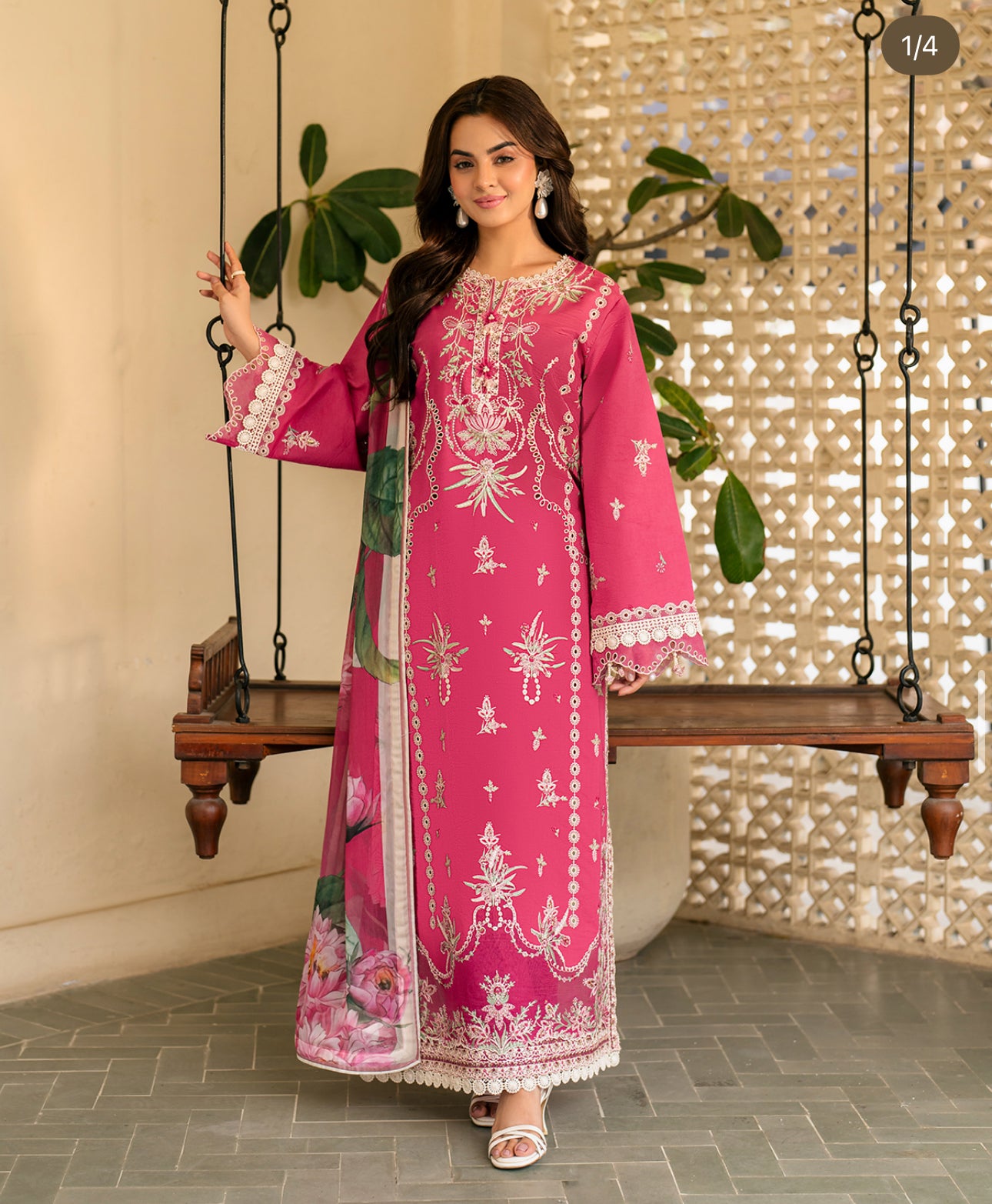 ROHEENAZ AASHIYANA STITCHED SUIT