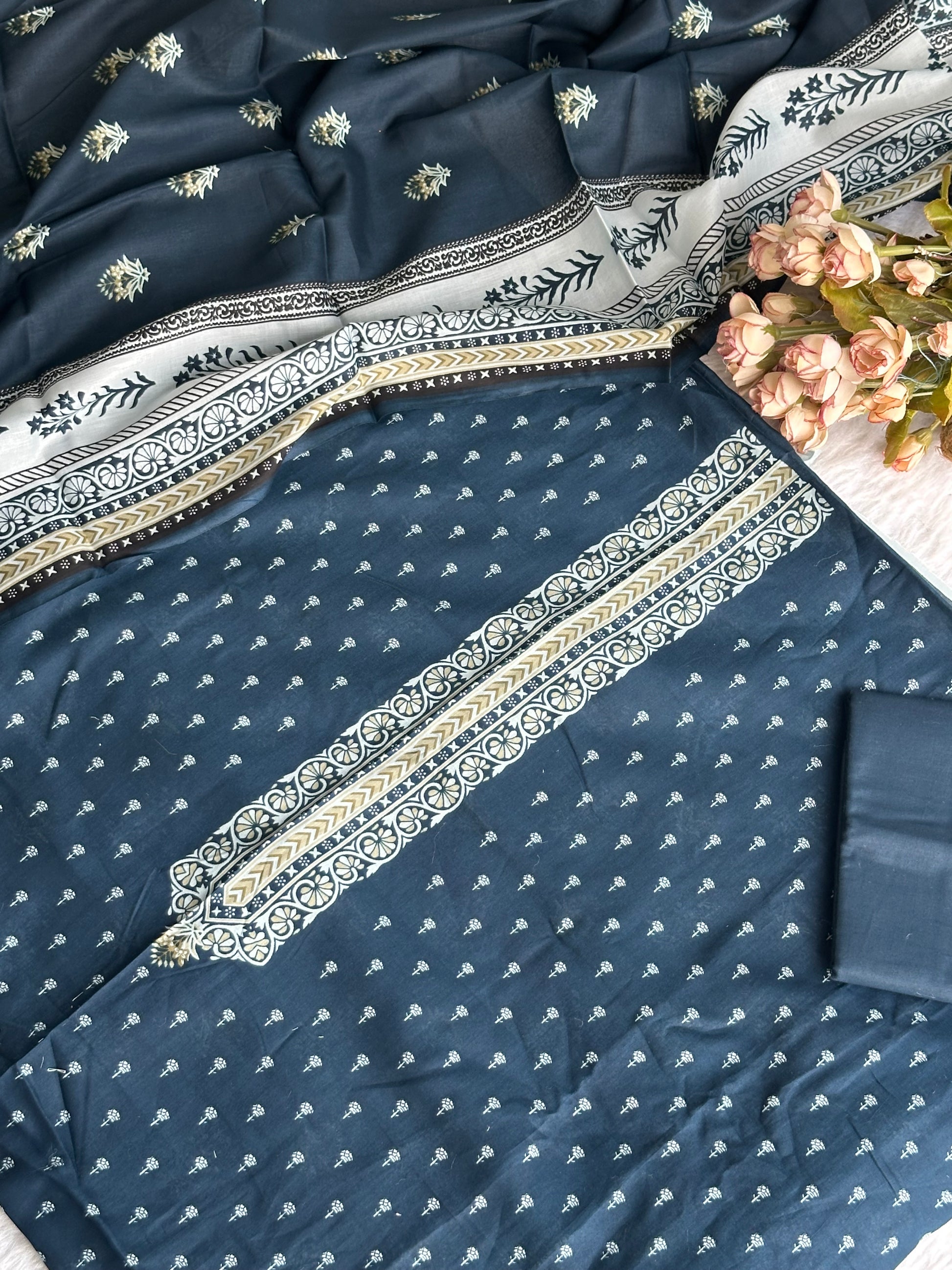Binsaeed Printed Lawn Unstitched