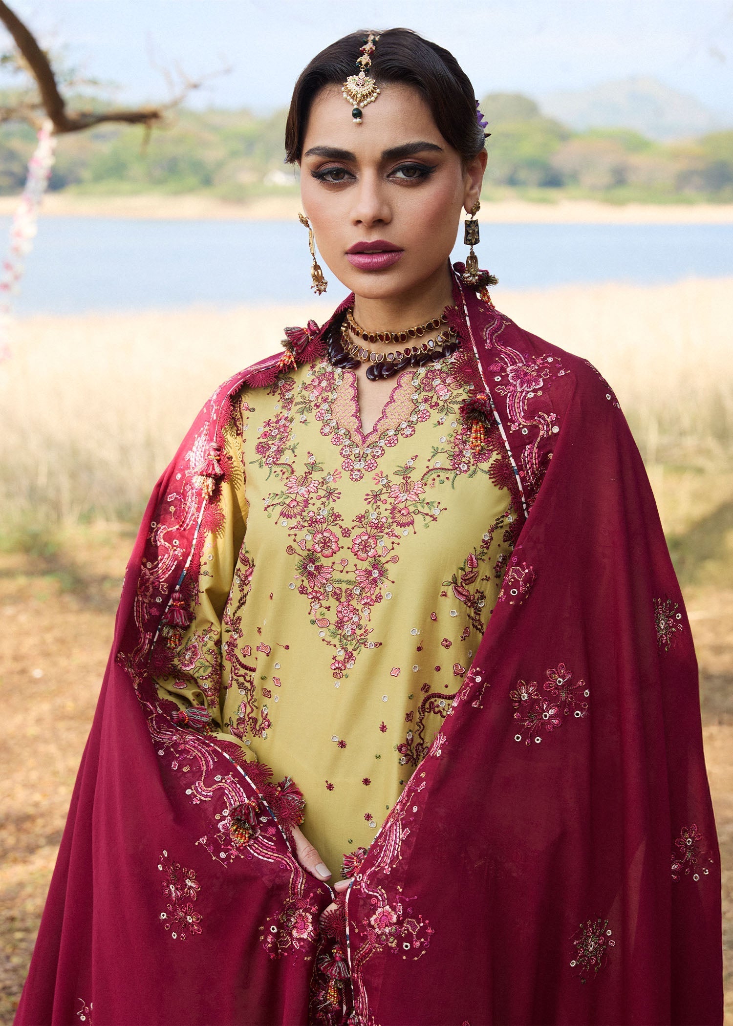 HUSSAIN REHAR LUXURY LAWN’25