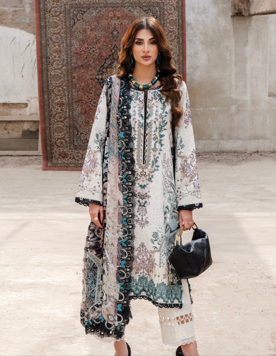 JADE BLISS UNSTITCHED