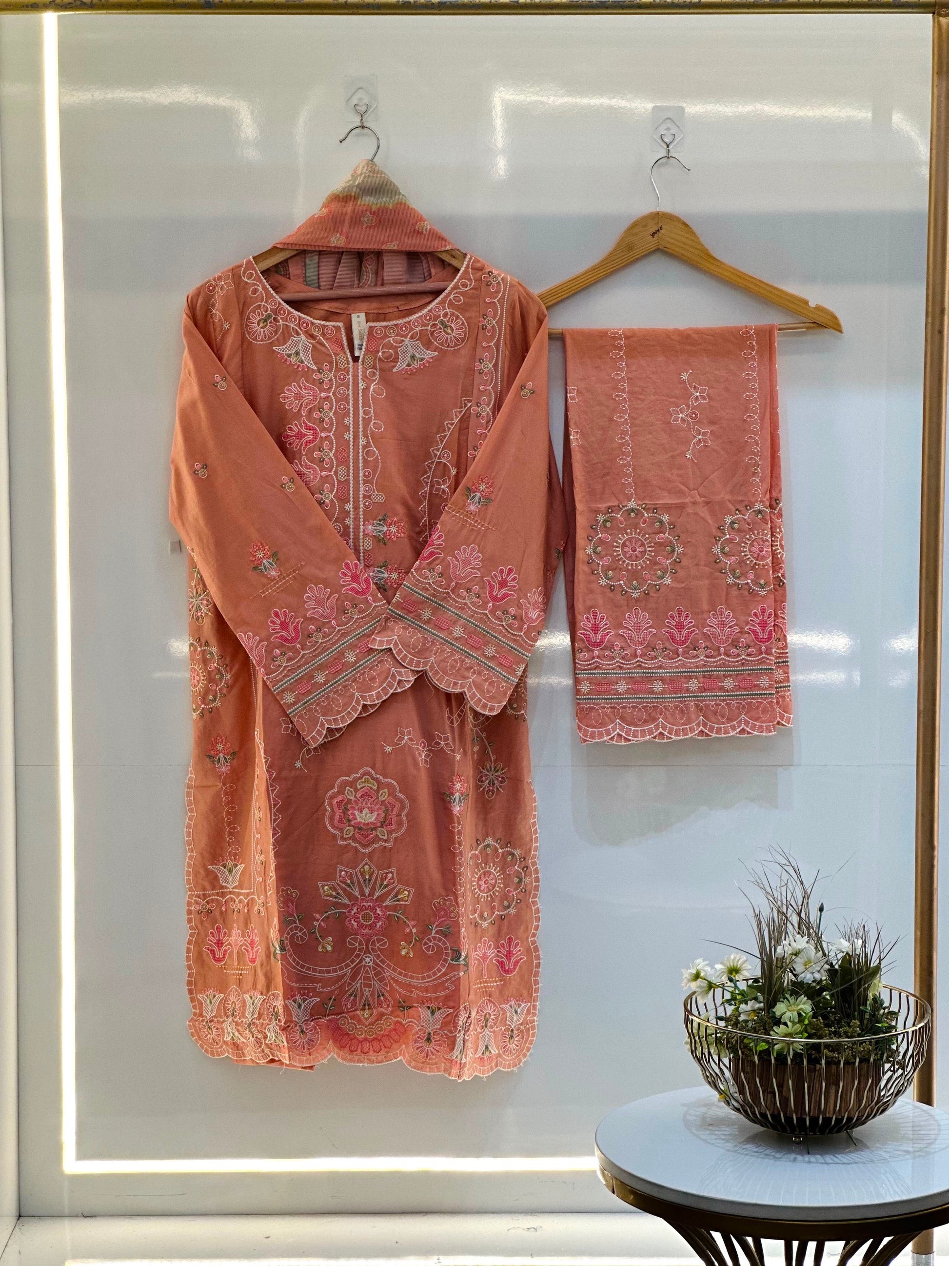 Binsaeed 3 PC Embroidered Lawn Suit