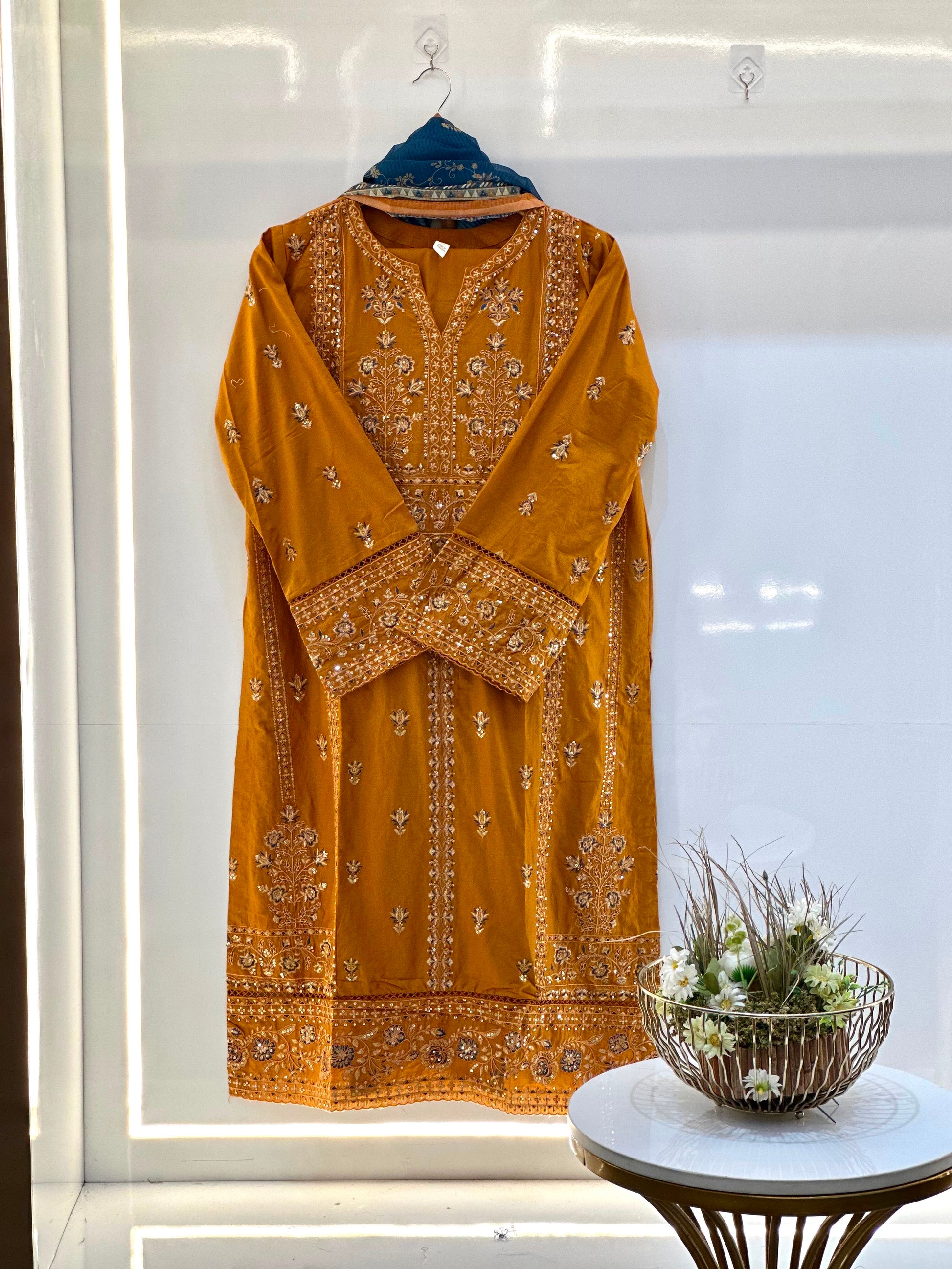 Binsaeed 3 PC Embroidered Lawn Suit