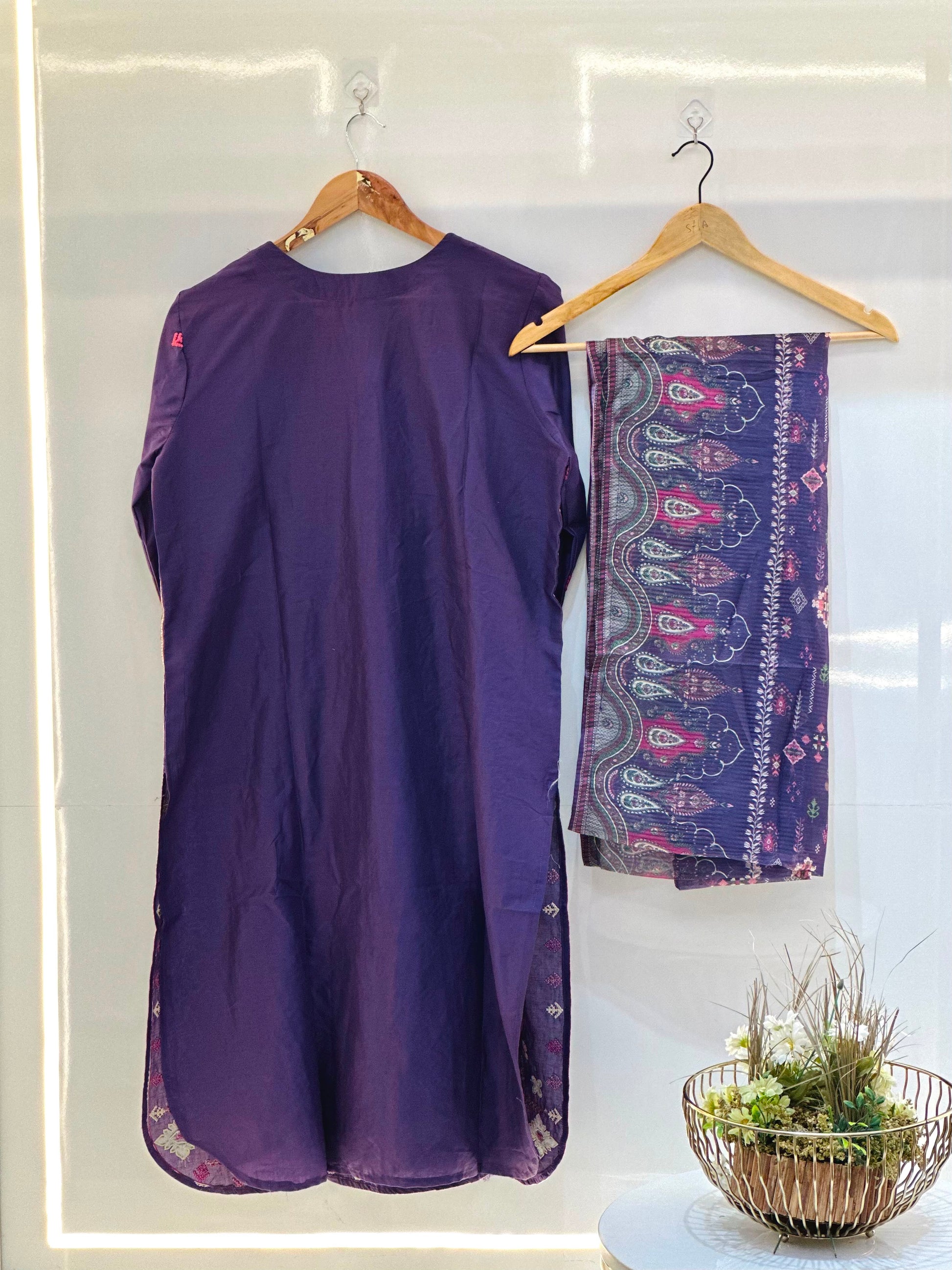 Binsaeed 3 PC Embroidered Lawn Shirt