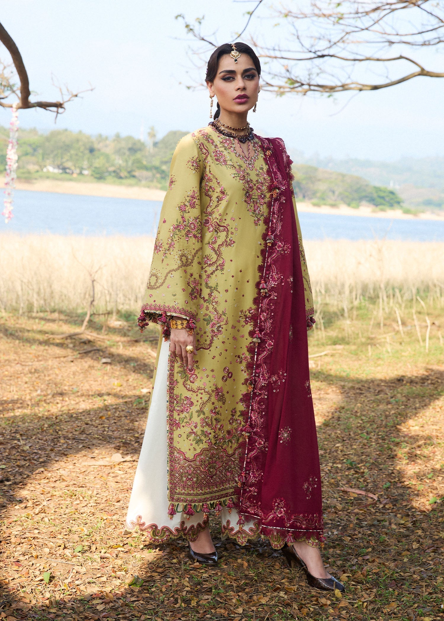 HUSSAIN REHAR LUXURY LAWN’25