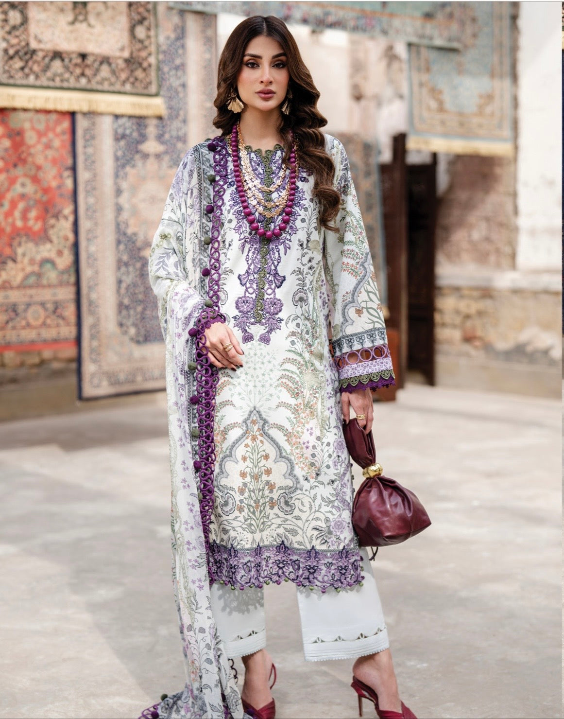 JADE BLISS UNSTITCHED