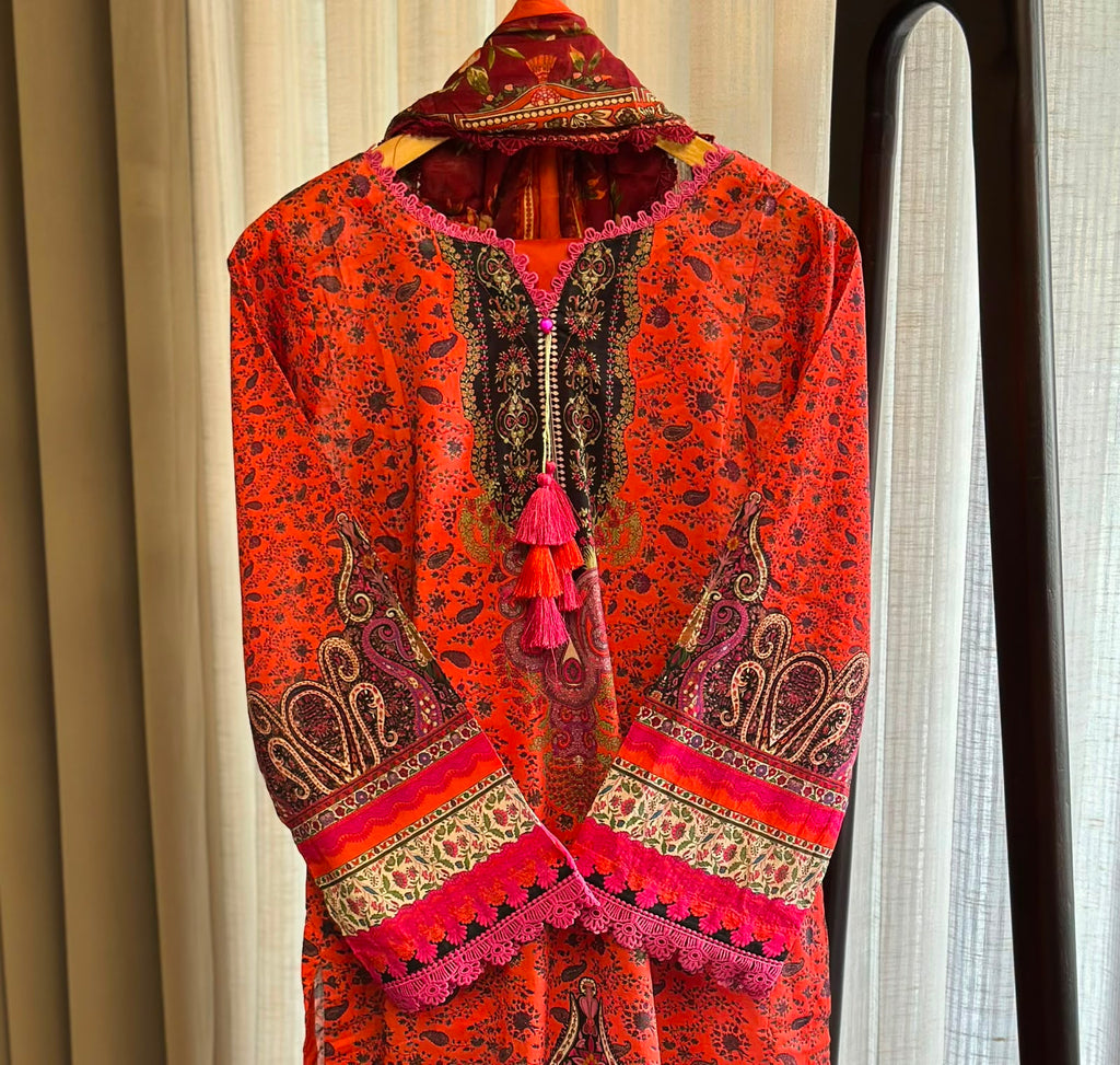 FIRDOUS STITCHED LAWN SUIT