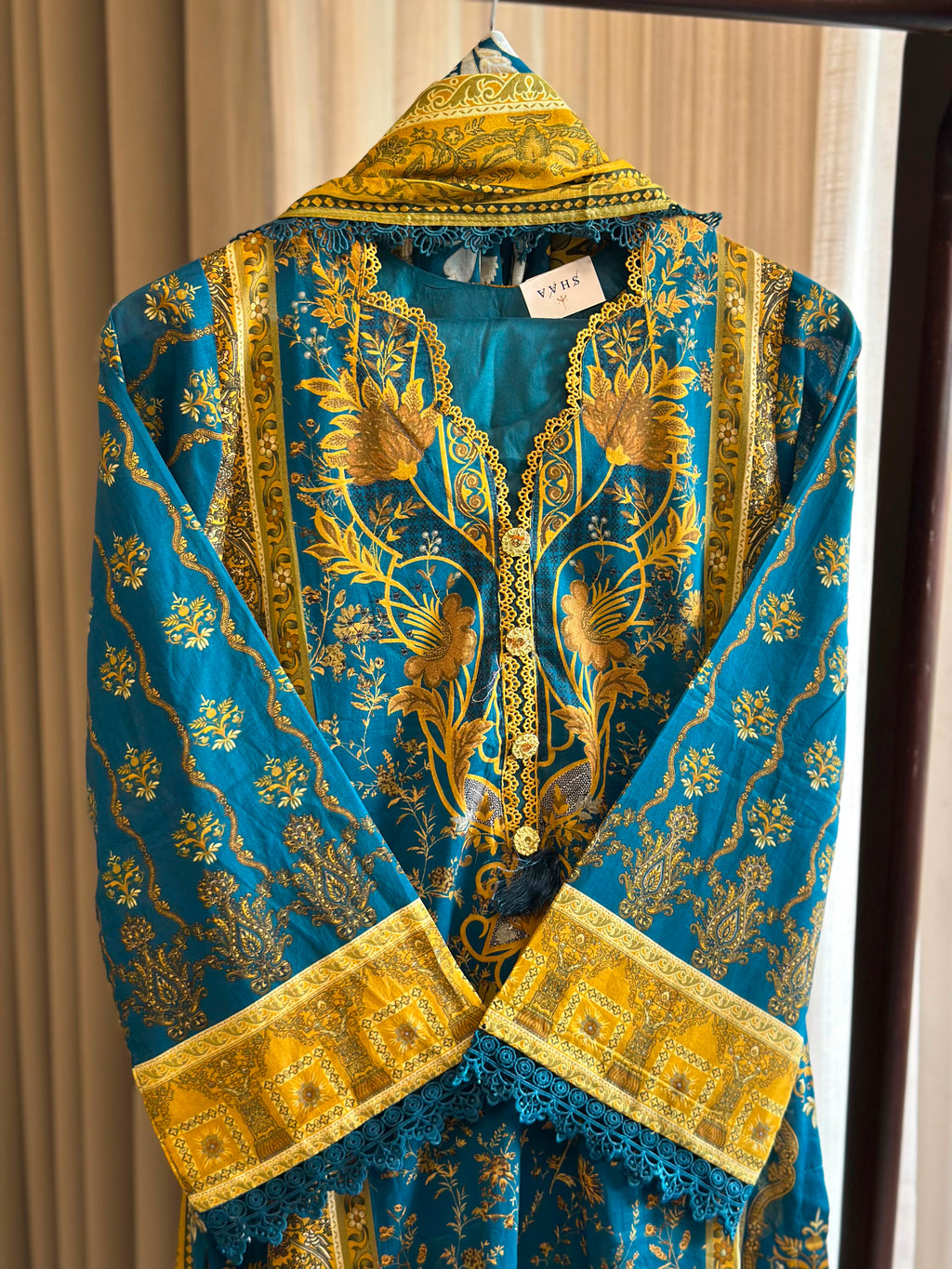 FIRDOUS STITCHED LAWN SUIT