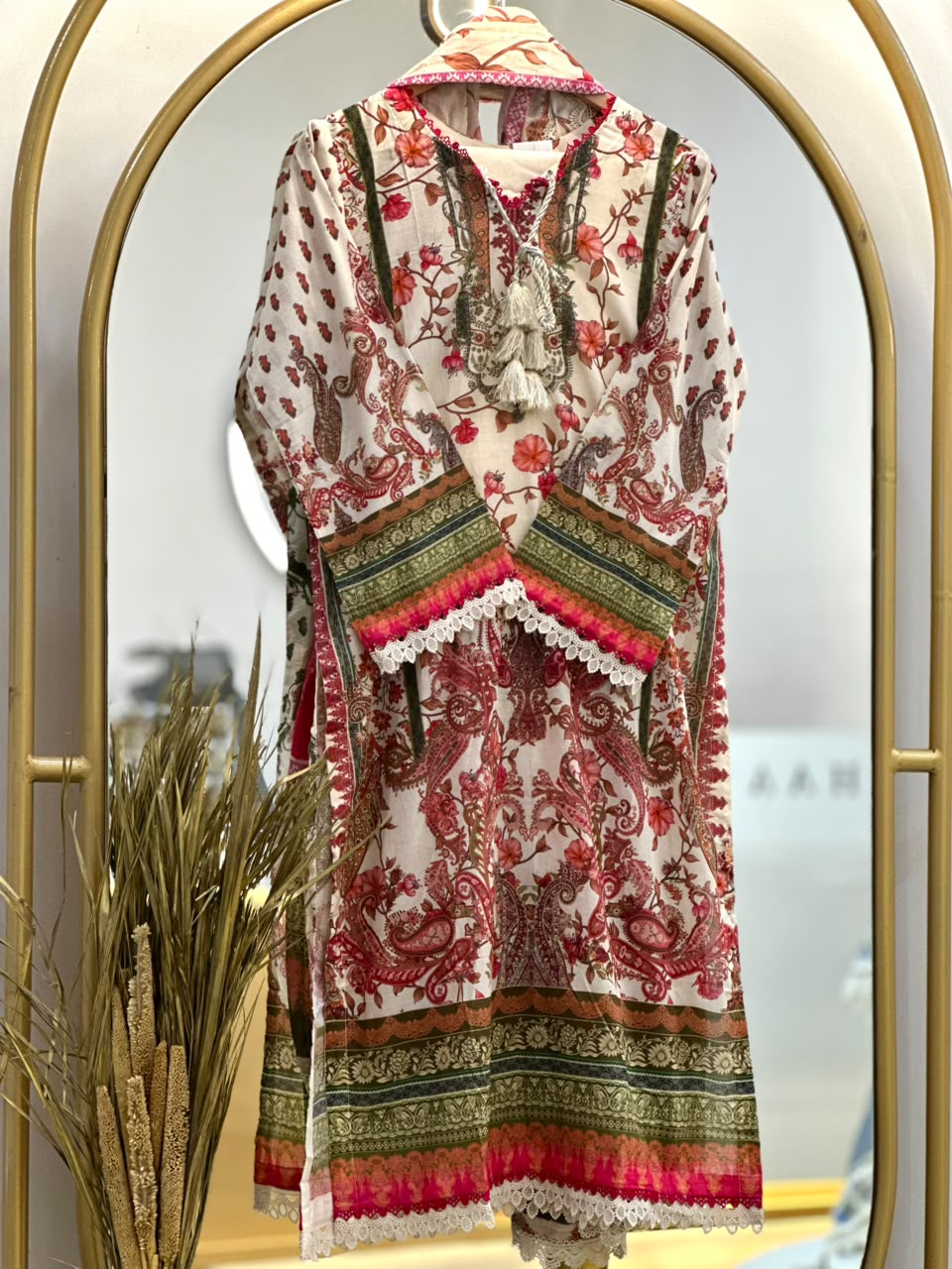 FIRDOUS STITCHED LAWN SUIT