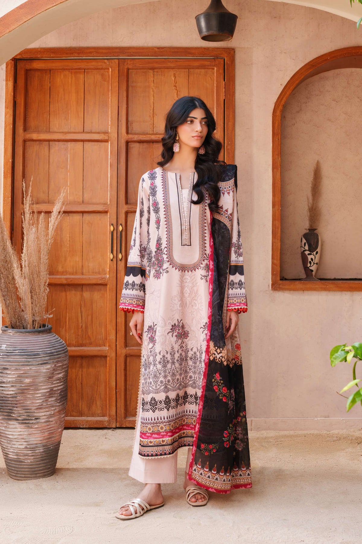 FIRDOUS STITCHED LAWN SUIT